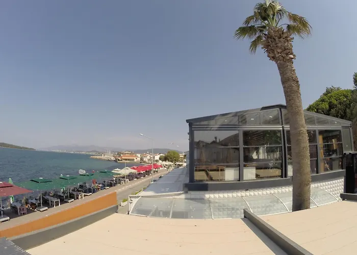 Yakamoz Otel Urla