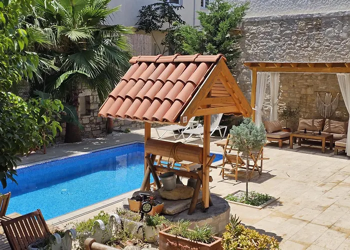 Kuğu Urla Otel
