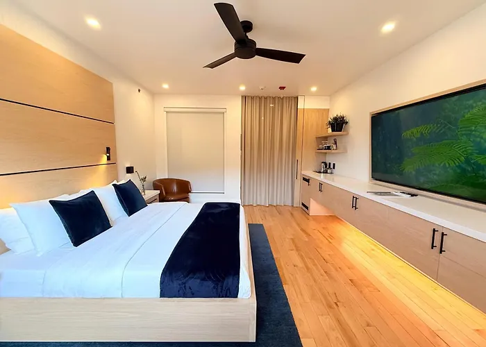 Cribs On Main Hotel Picton