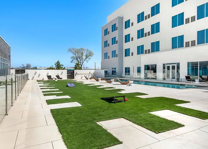 Cambria Hotel Waco University Riverfront