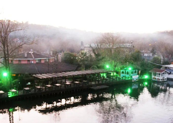 Karamazov Antik Otel Ağva