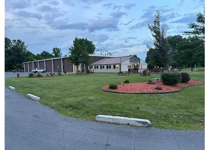 Continental Inn By Oyo Watertown Ny I-81