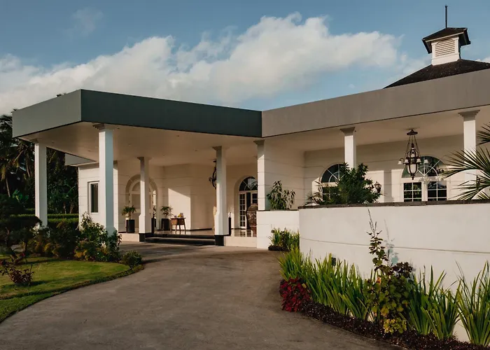 Cascades Suites Ubud