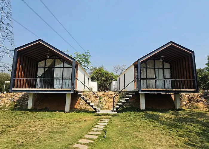 Aura Farms - Private Pool Cottages Ramanagara