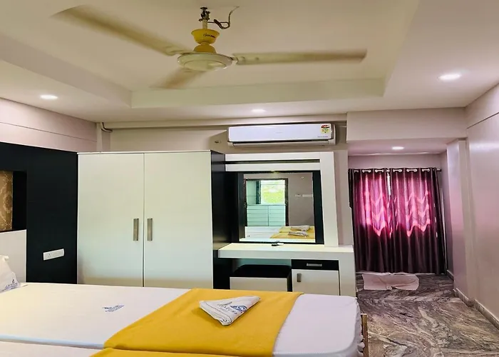 Century Residency & Conference Hall - Manjeri Malappuram