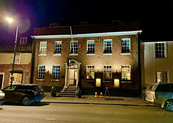 The Limes Bar And Hotel Needham Market