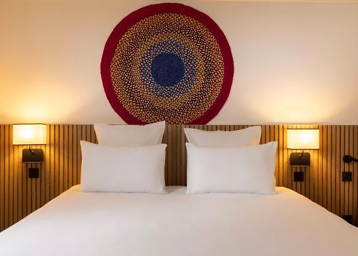 Korner Louvre Otel Paris