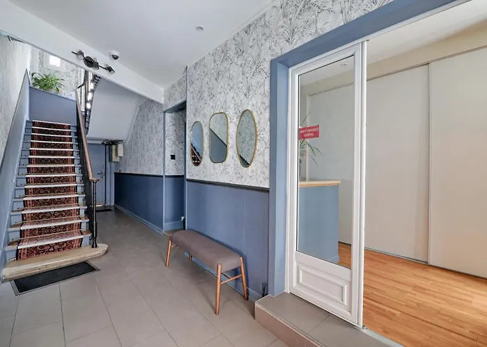 Hotel Le Florus à Montrouge