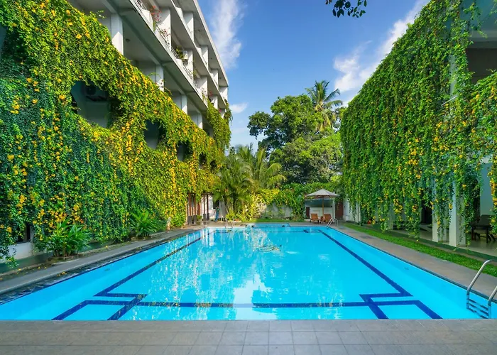 Kandyan Reach Hotel Kurunegala