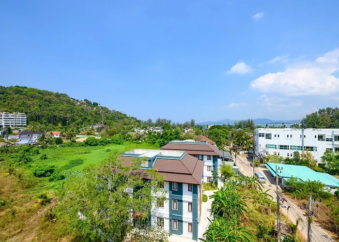 6Th Avenue Surin Beach - Official Account