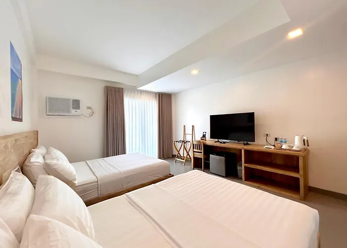 Playa Azul Baler Hotel