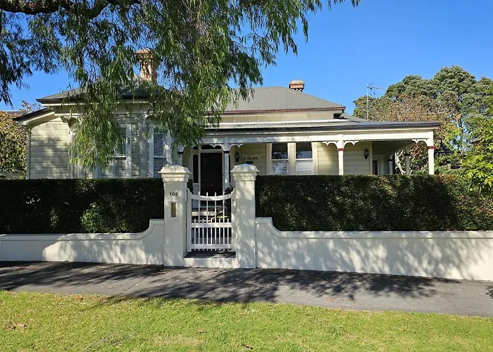 The Grange Bed & Breakfast Auckland