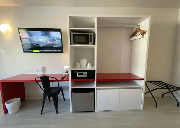 Newly Room In Cozy Hotel With Super Location To The Parks Kissimmee