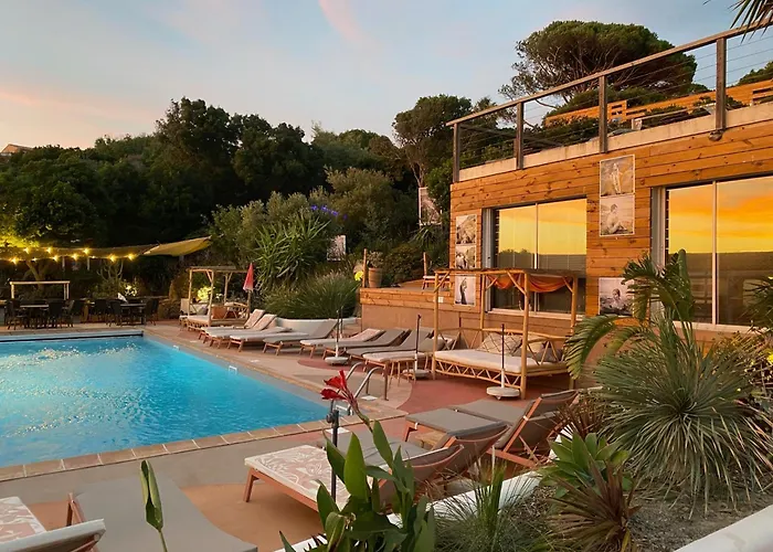 heliOtel hôtel naturiste Hyères