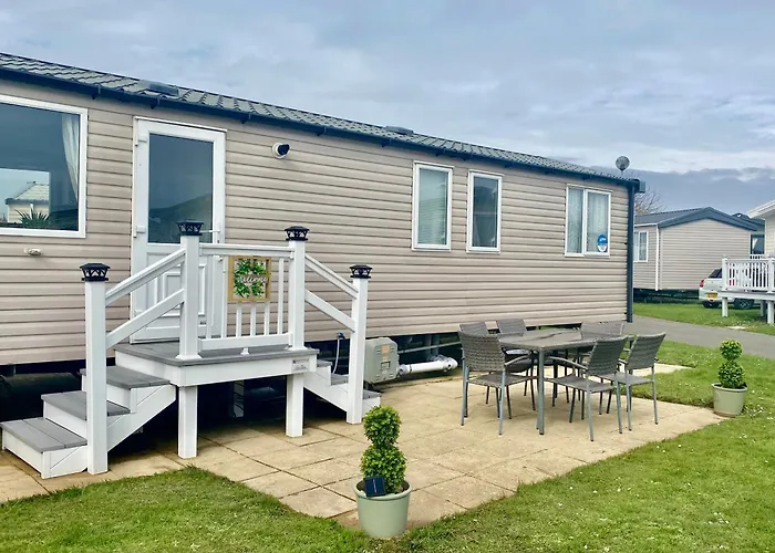 Caravan Church Farm Holiday Village Pagham