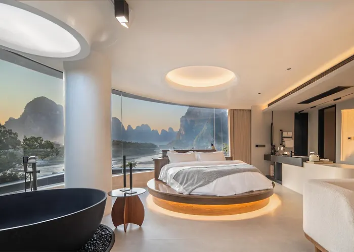 Mochi Luxury River View Resort Hotel Yangshuo