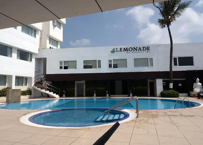 Hotel Holiday Resort Puri