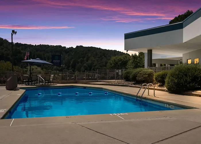 Clarion Pointe Sylva Near Cherokee Area Dillsboro