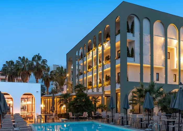 Flower Hotels & Resorts Golem 