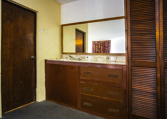 Oyo Hotel Oasis, Matehuala