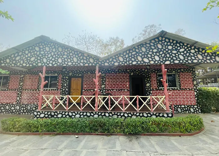 Lighthouse Waterpark And Resort Mansar