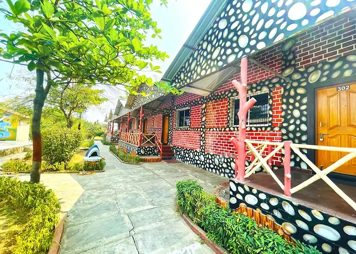 Lighthouse Waterpark And Resort Mansar