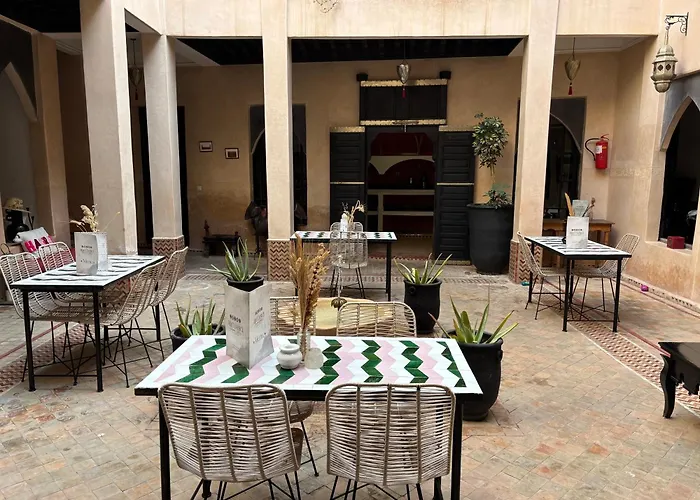 Riad Basidi piscine chauffée sur le toit de la médina Marrakesh