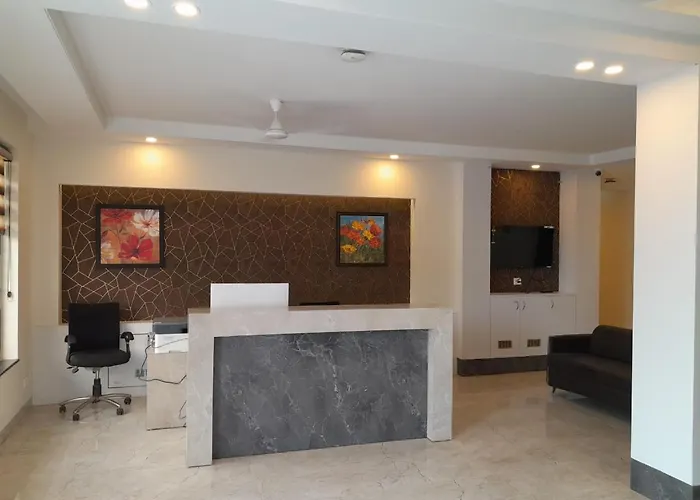 Hotel The Luxem Gurgaon