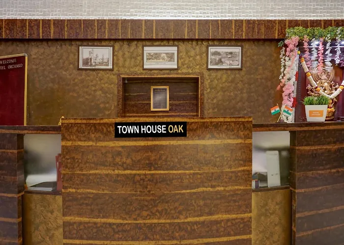 Townhouse Oak Orchard Hotel Pune