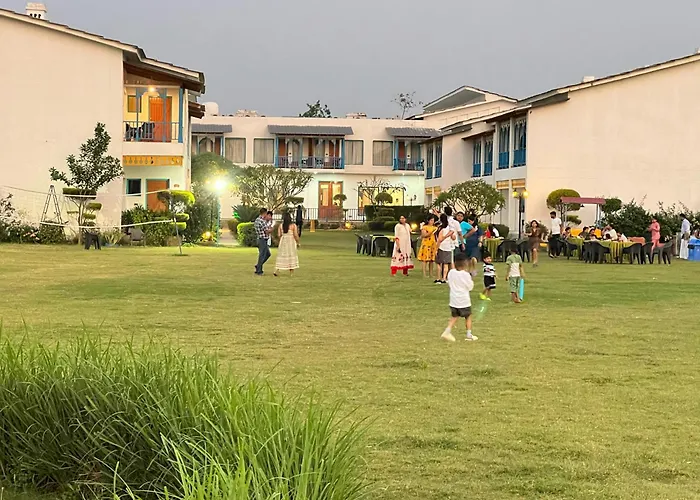 Arch The Baakhli Resort Kalagarh
