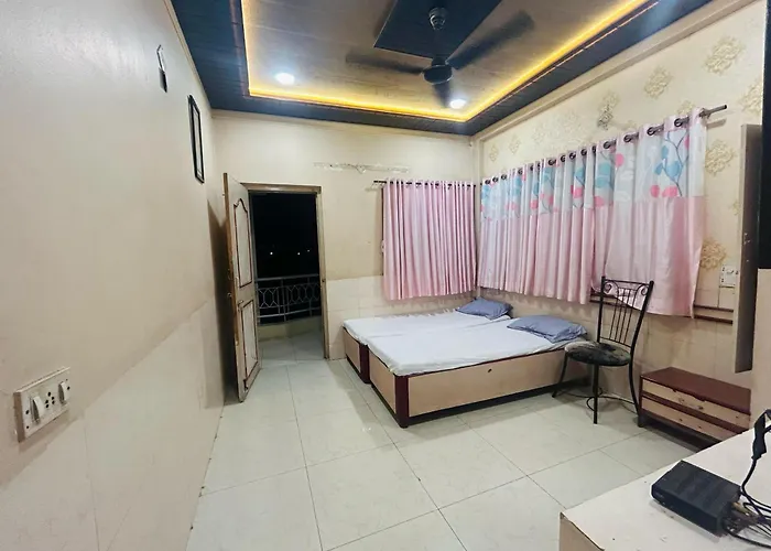 Shivshakti Lodge Solapur