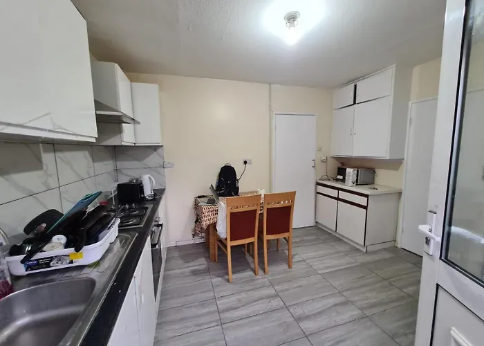 Close To Brunel University West Drayton Heathrow Airport Stockley Park - Ub7