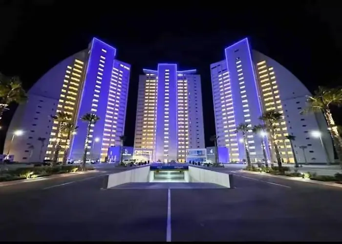 Encantame Towers Playa Encanto