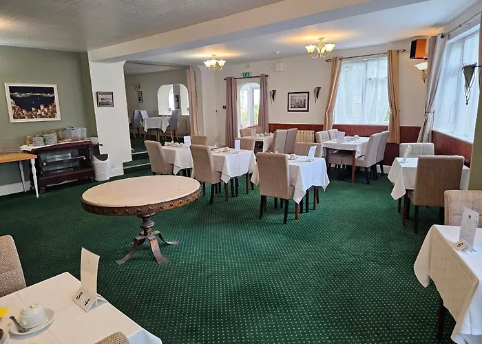 Le Chene Hotel Saint Peter Port