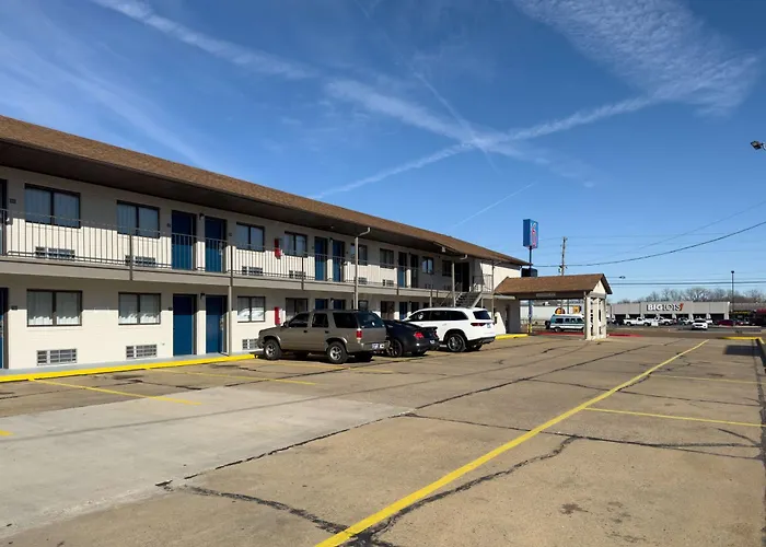 Motel 6-Dyersburg, Tn
