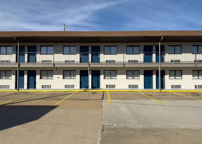 Motel 6-Dyersburg, Tn