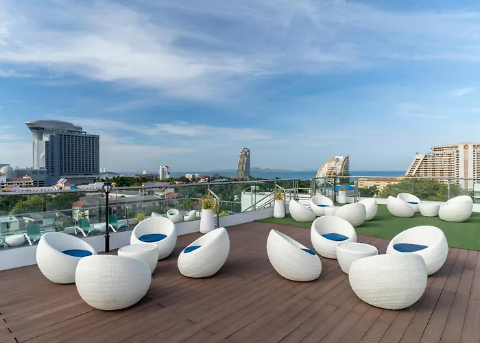 Blue Boat Hotel Jc Pattaya