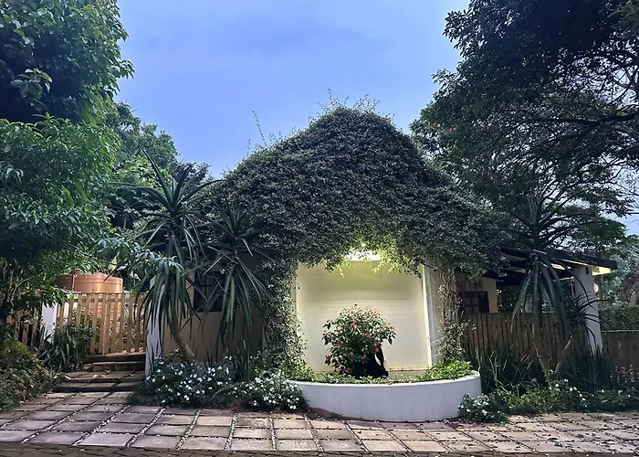 Salt Rock Manor Bed & Breakfast Ballito