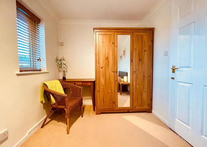 Cosy Quiet Double Room Almondsbury