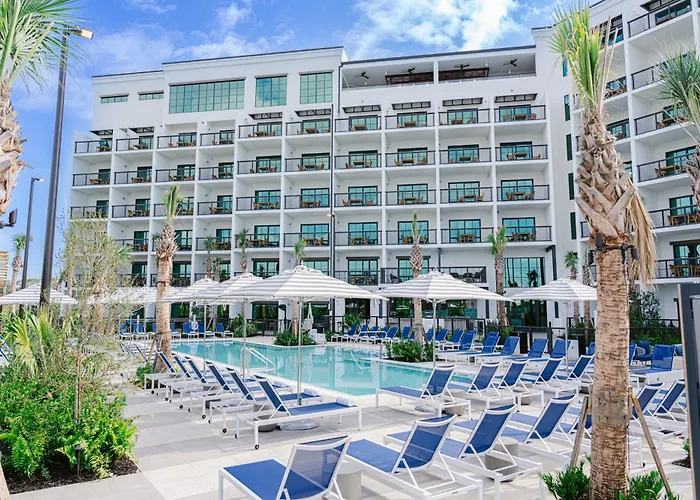 The Perry Hotel Naples Naples Park