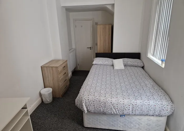 Shelton Old Road Guest House Stoke-on-Trent
