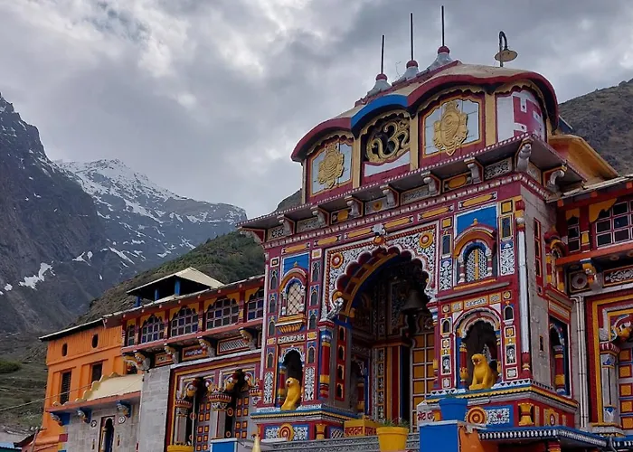 Hotel Om Radhey By Kalash, Badrinath