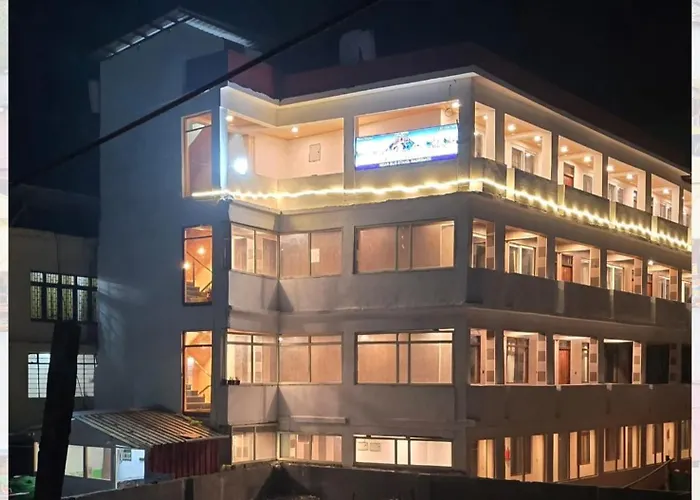 Hotel Om Radhey By Kalash, Badrinath