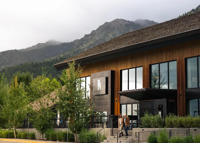 Gravity Haus Jackson Hole Hotel Teton Village