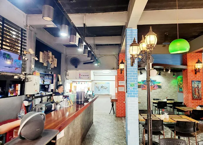 Casa Picasso Near Chabad House Hotel กรุงเทพมหานคร