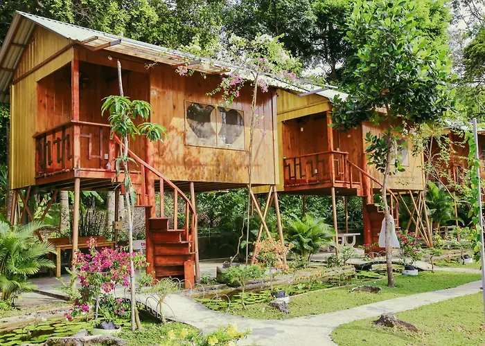 Phu Quoc Valley Sen Bungalow