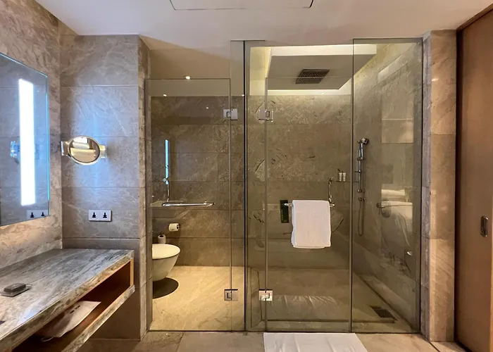 Renaissance Dhaka Gulshan Hotel