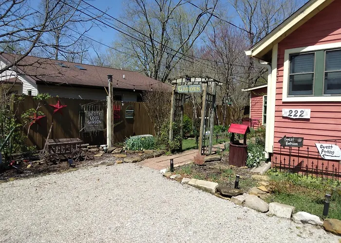 Betty Lous Garden Bed & Breakfast Nashville