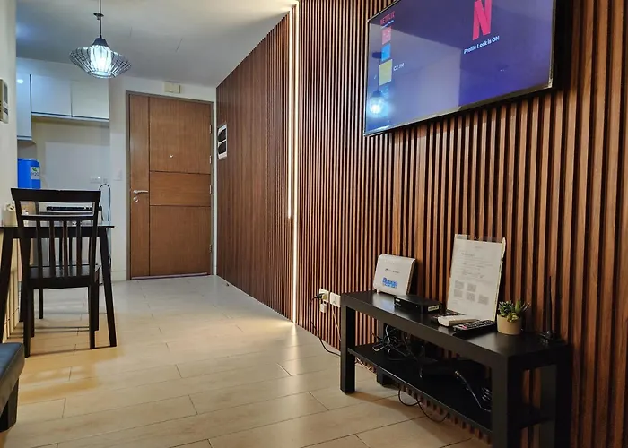 Palm Tree Villas Pasay