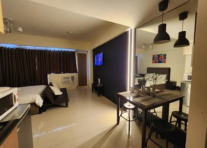 Palm Tree Villas Pasay